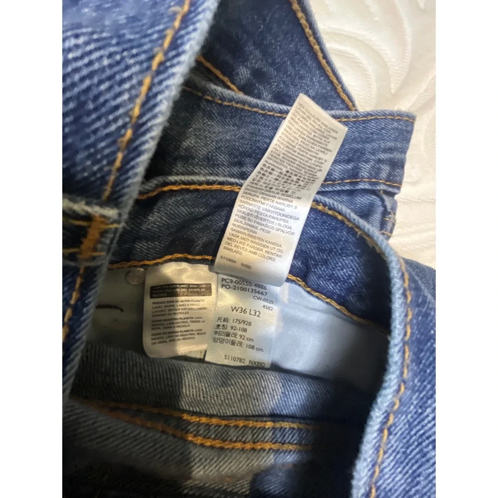 Levis levi 550
